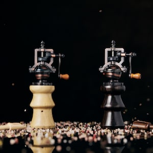 Baroy Tiger Ebony Gmelina Wood Antique Peppermill Salt Mill Grinder Shakers Adjustable Coarseness From Fine To Coarse (Set of 2)