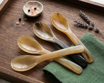 Łyżka z rogu do herbaty, soli i przypraw, ręcznie robiona łyżka z rogu bawolego, mała łyżka kuchenna, prezent dla niej