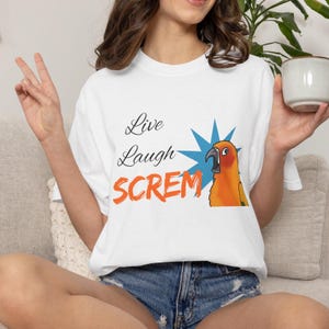 Lev skratt SCREAM Comfort Colors T-shirt | Skrikande fågel grafisk t-shirt, rolig fågeldesign