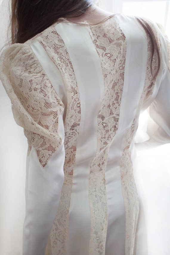 1930s SATIN Gown. Med. 20s 30's Silk Wedding Dress