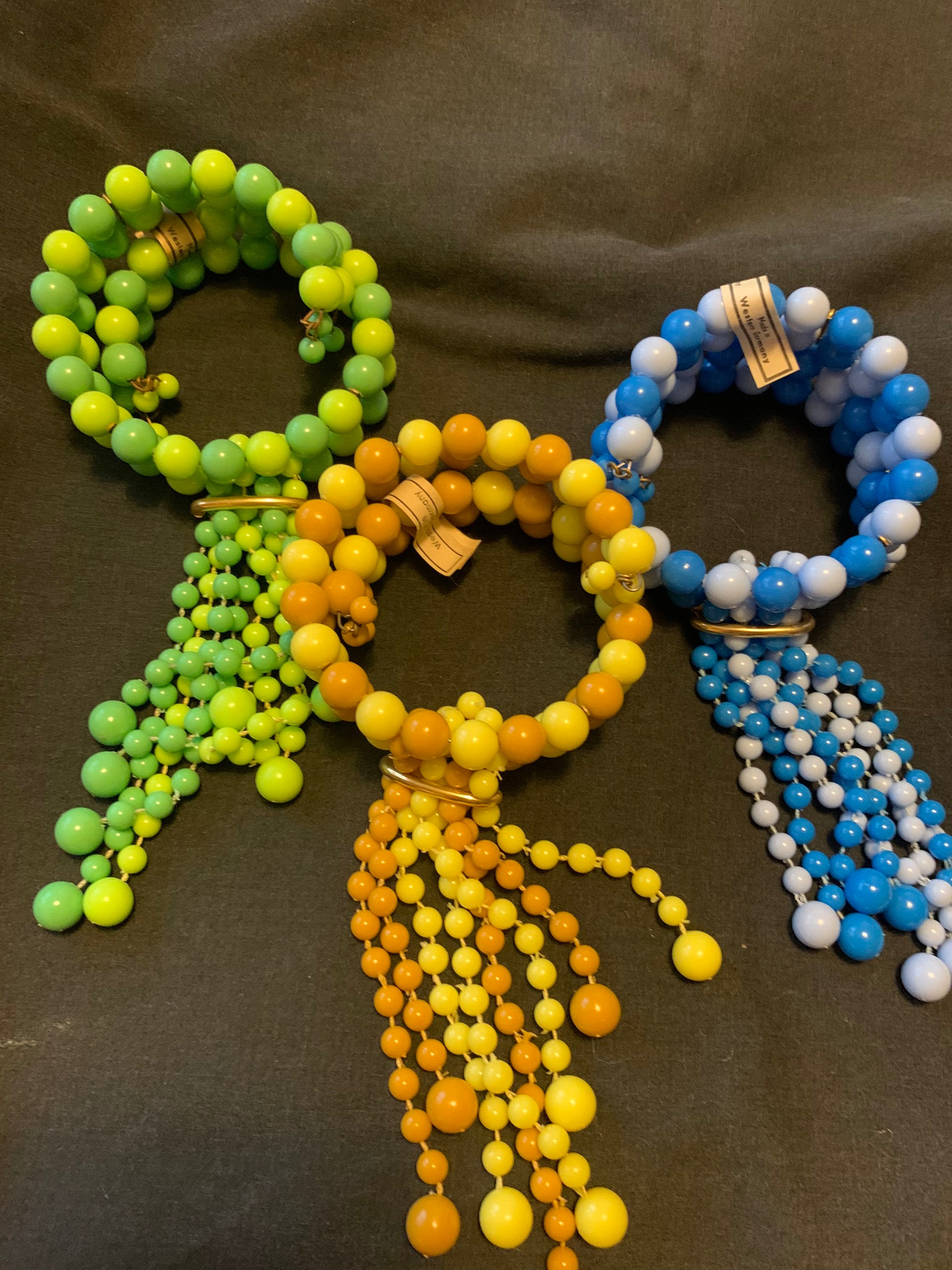 Vintage 50s Plastic Choker Necklace With Dangle Colors Vary Etsy UK