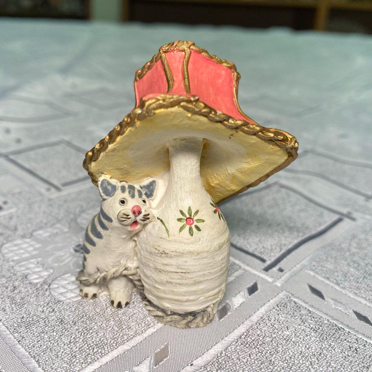 Peter Fagan Cat In Collectible Animal Figurines | eBay