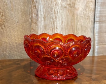 Compota de cristal rojo vintage de L.E. Smith – Plato para dulces con diseño de luna y estrellas