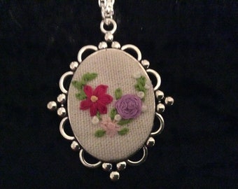 Hand Embroidered Necklace Silver tone