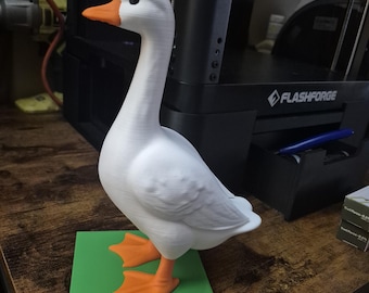 Desk goose