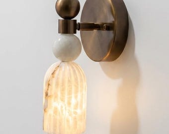 Arandela de parede moderna de meados do século XX, luminária de parede em latão, abajur com cúpula de mármore alabastro, iluminação de parede em estilo vintage, luminária de parede para banheiro ou mesa de cabeceira.