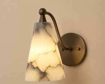 Aplique de parede moderno em alabastro, luminária de parede para banheiro em latão, luminária de parede minimalista em formato de cone, iluminação de luxo para cabeceira, luminária de parede de meados do século XX.