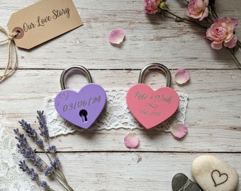 Medallón del amor personalizado con llave – Nombre, fecha y año personalizados – 4 opciones de color – Regalo romántico
