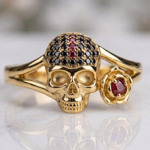 Gold Ruby Skull Ring, Gothic Rose Ring, Sugar Skull Jewelry, Edgy Statement Ring, Halloween Jewelry Gift, Biker Ring, Punk Jewelry