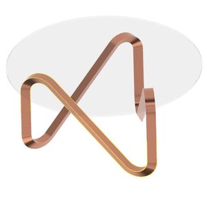 Puede incluir: Una mesa de centro moderna con una tapa de cristal transparente y redonda. La base es de metal color cobre, con un diseño único e entrelazado. La mesa está diseñada para uso en interiores.