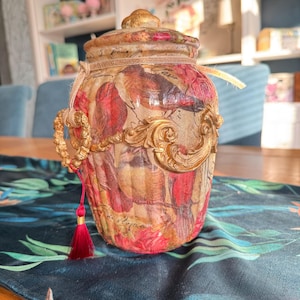Le Figaro inspired large hand crafted vase/airtight storage jar
