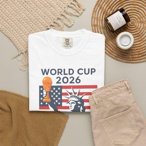 Camiseta para aficionados al fútbol de EE. UU. con el lema "Cree en la Copa Mundial de EE. UU. 2026" imagen 18