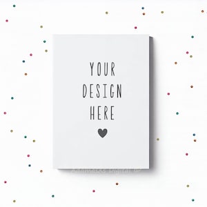 Grußkarten-Mockup, Einladungs-Mockup, Geburtstagskarten-Mockup, 5X7-Vorlage, Weiße Karte, Dankeskarten-Mockup, Party, Pailletten - JPG