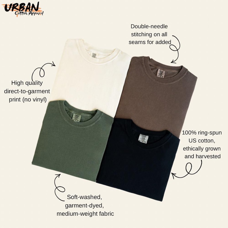 Op de afbeelding: Vier effen T-shirts in wit, olijfgroen, bruin en zwart. De shirts zijn gemaakt van zacht gewassen, geverfde, middelzware stof met dubbele stiksels. Ze zijn gemaakt van 100% ringgesponnen US-katoen.