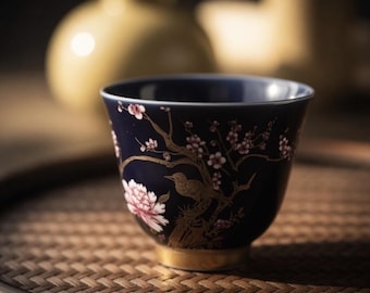 Japanisches Teetassen-Set (4-teilig) – Keramik-Teetassen mit Blumenmuster – Handgefertigte Tassen im Vintage-Stil – Trinkgeschirr im Vintage-Stil – Geschenk für Teeliebhaber