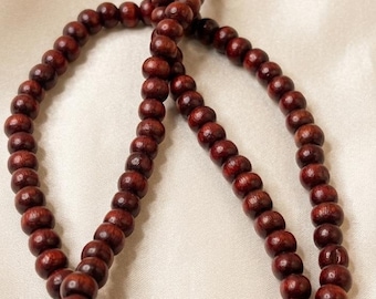 Naturligt rött sandelträ Mala-halsband • 108 meditationspärlor