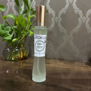 Handgjord sandelträsparfymmist, Jaipur träig doftolja, vegansk kroppsspray bild 2