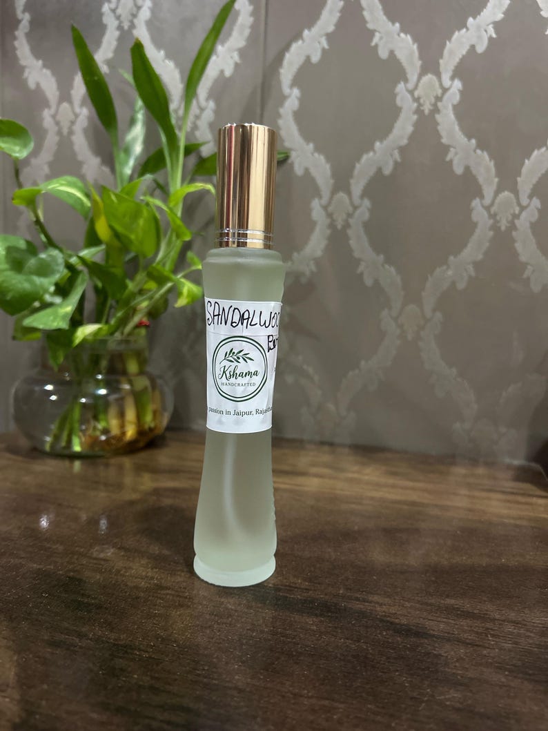 Handgjord sandelträsparfymmist, Jaipur träig doftolja, vegansk kroppsspray bild 2