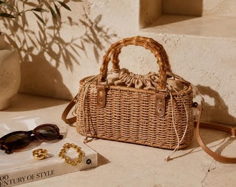 Handgefertigte Strohtasche aus Rattan mit Bambusgriff, gewebte Schultertasche, luxuriöse Sommerhandtasche, elegante Strandtasche, Urlaubstasche für Damen