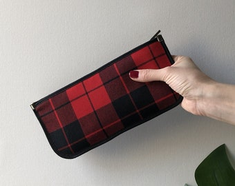 Plaid pouch, red flat pencil case, red checked pochette, red cosmetics bag, gift for mother, gift for her, mother in law gift