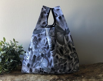 butterfly shopping bag made in cotton and handpainted, lunch bag with butterfly, grocery bag, tote bag, gift for her, gift for mom