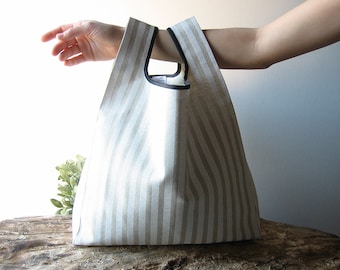 white striped lunch bag handmade of cotton, grocery bag reusable and foldable, mothers day gift, shopping bag for her