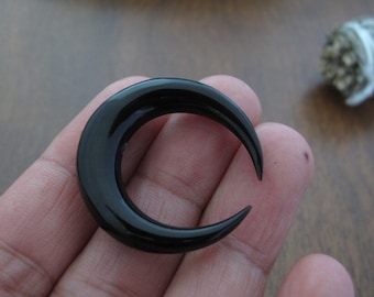 SALE 30mm Double Horn Black  Crescent, Buffalo Horn Carving, NOT Drilled, jewelry making supplies  S4500-6 mm thickness