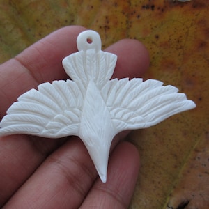 Extra Large White Raven, Buffalo Bone Carving,  Pendant Beads, Jewelry making Supplies S5841