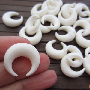 Extra Thick 20mm  Double Horn Crescent, Buffalo bone carving, NOT Drilled , jewelry making supplies  S6036-8 mm thickness