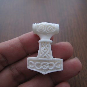 Hand Carved Thor Hammer, 2-Sided, Mjolnir,  Celtic Hammer Pendant ,  Side-DRILLED, Jewelry making Supplies  S8844