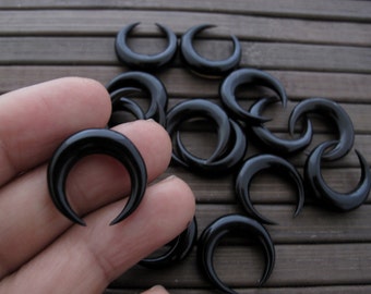 Best Selling Item 20mm Double Horn Crescent, Buffalo Horn  Carving, NOT DRILLED, jewelry making supplies  S6572-5 mm thickness