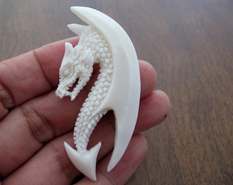 Beautiful Carved  Dragon , Not drill,  Buffalo bone carving, Jewelry making Supplies S6832