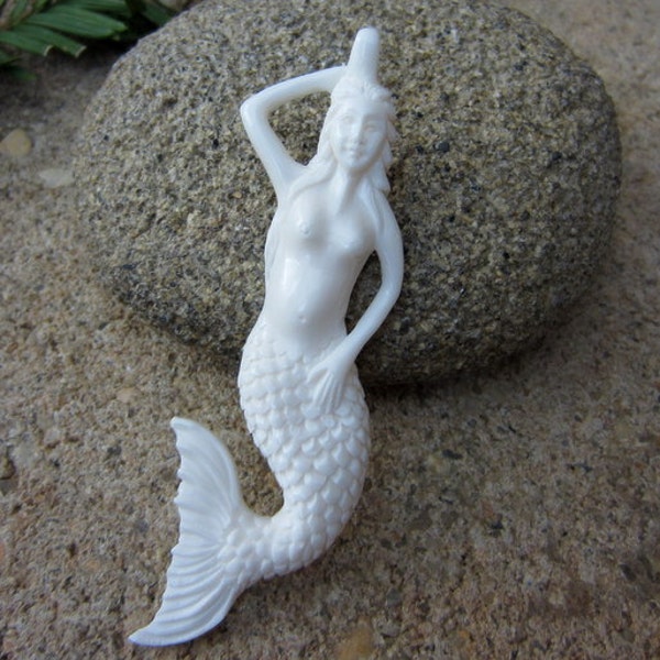 Finely Detailed Hand Carved Mermaid Pendant , Carved Bone,  Drilled Side to  Side, Jewelry Supplies S3611