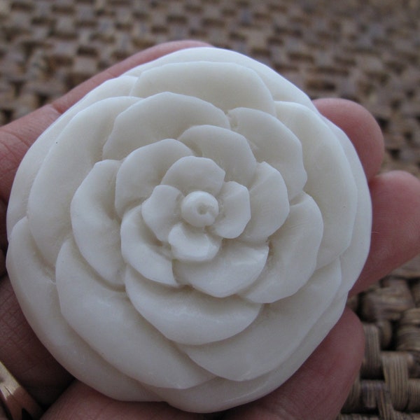 SALE Extra Larges ROSES, Hand Carved Flower , Carved  buffalo Bone , jewelry making  Supplies S8890