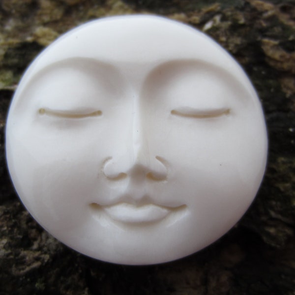 30mm Gorgeous Moon Face  Cabochon with Closed Eyes, Hand carved from Buffalo Bone, Organic cabochon, Jewelry making Supplies S3389