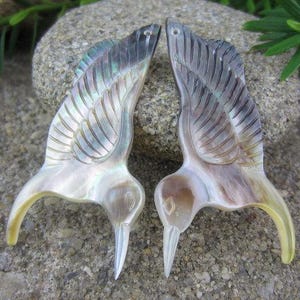 Hand Carved Humming Bird, Black Mother of Pearl, Drilled, Earring PAIR, Pendant  Jewelry making Supplies S3008