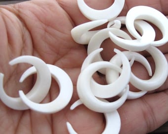 FLAT BACKED  15mm Double Horn Crescent, Carved BONE Crescent,  wholesale  S5884