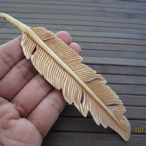 Hand Carved  Extra Large Feather , Antiqued Bone, Pendant , SIDE_DRILLED,   Jewelry making Supplies S5338