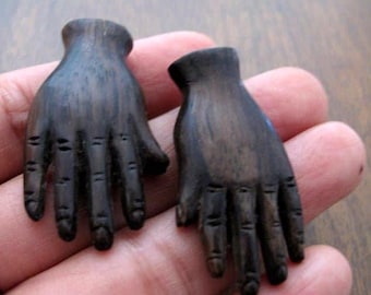 Hand Carved Pair of  Hands, Sono wood, NOT-Drilled, Jewelry Supplies ,Bali handmade, Tangan  S8856