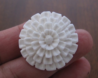 Beautiful carved tropical flower, Buffalo bone carving, Jewelry making supplies S6961