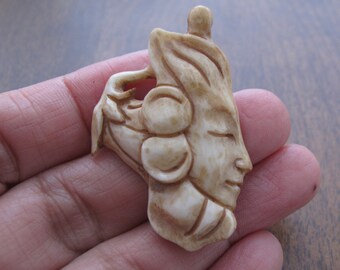 Antique look Excellent carving  Mayan Tribe Hand Carved Buffalo Bone Pendant   . Drilled side to side, Jewelry making Supplies S1805