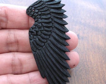 Ala de ángel intrincadamente tallada, cuerno de búfalo tallado a mano por ambos lados, perforado, suministros para la fabricación de joyas S7416