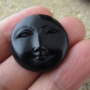 20mm Moon Face with OPEN Eyes, Buffalo Horn Carving , Embellishment, Organic Cabochon, Jewelry making Supplies S3031