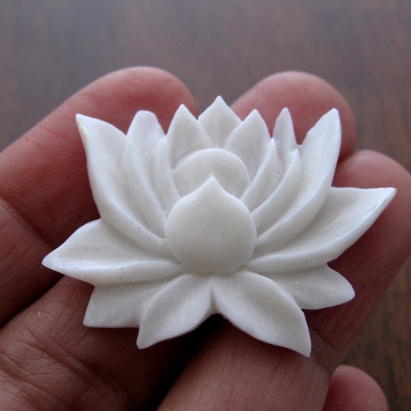 Gorgeous Blooming Lotus Flower, Buffalo Bone Carving, NOT Drilled, Jewelry making supplies, S8713