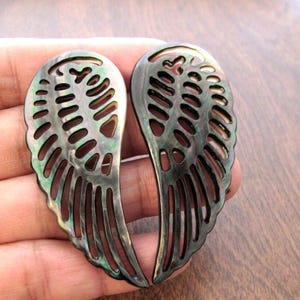 SALE Amazing  Pair of Carved Angel Wing , Mother of Pearl  carving Not drilled,  Double sided, Jewelry making Supplies , S7475