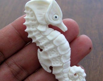 New  Design  Reversible Hand Carved Sea Horse Charm, Buffalo Bone Carving, Not Drilled, Jewelry making Supplies S7875