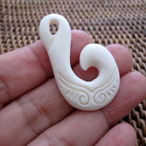 Hand carved simple hook  pendant, buffalo bone carving, Jewelry making Supplies,S10347