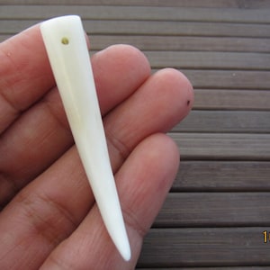 Excellent Carved buffalo  Bone Talon, Pendant,  DRILLED, boho, Jewelry making supplies S5339