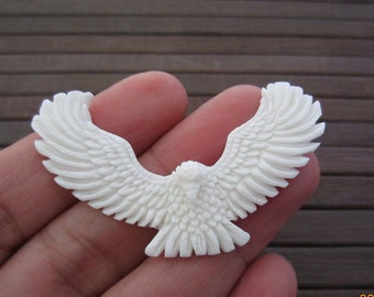 Hand carved  Flying Eagle , Ox bone carving,  flat  back , Free drilling , Supplies for jewelry S3605