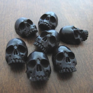 Excellent Hand Carved Small Jawless Skull,  Buffalo Horn Skull Cabochon, Flat Back, NOT Drilled, Jewelry making Supplies  S8922